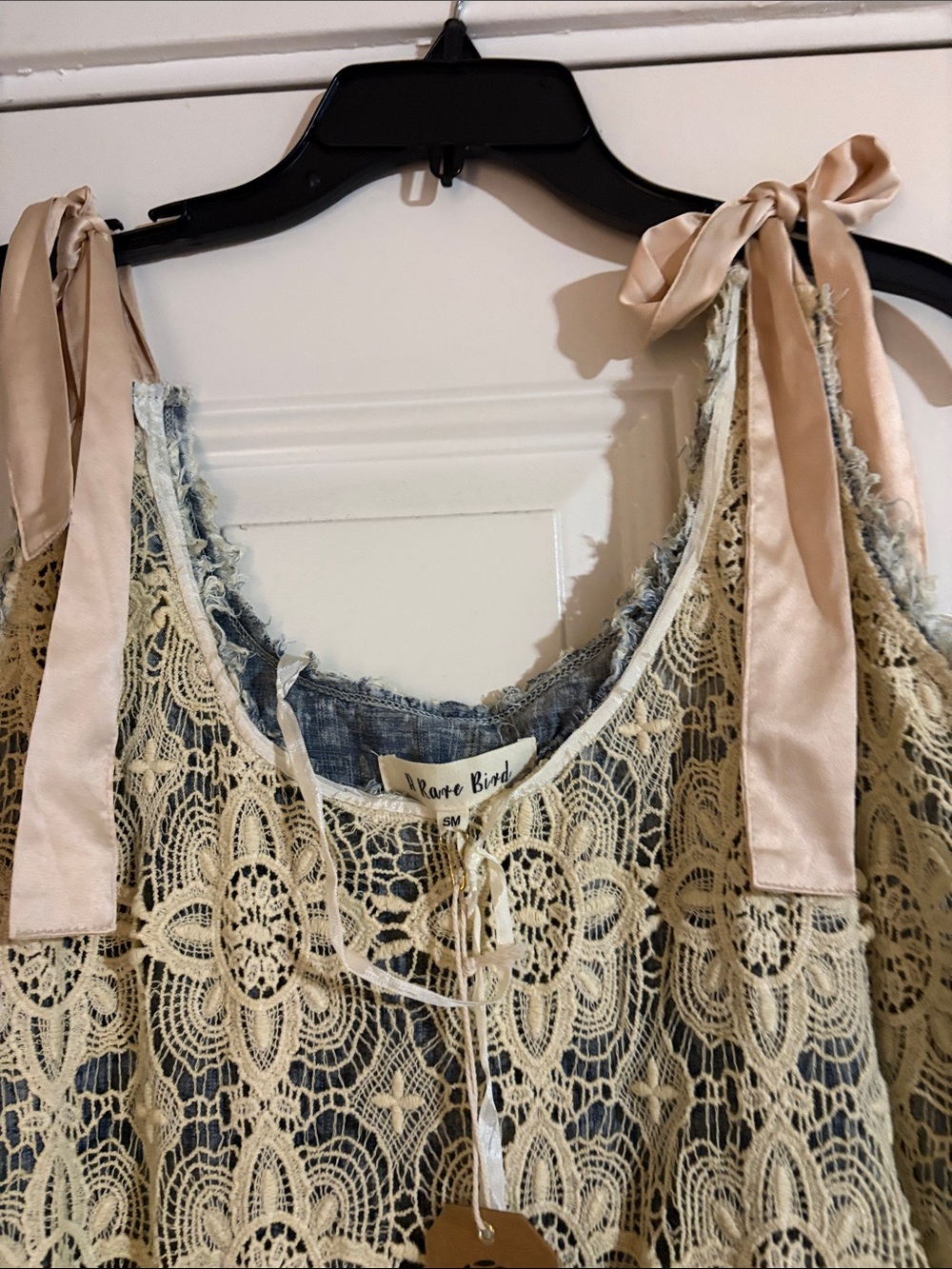 Vintage-Inspired Lace Maxi Dress in Beige - Picture 5 of 6